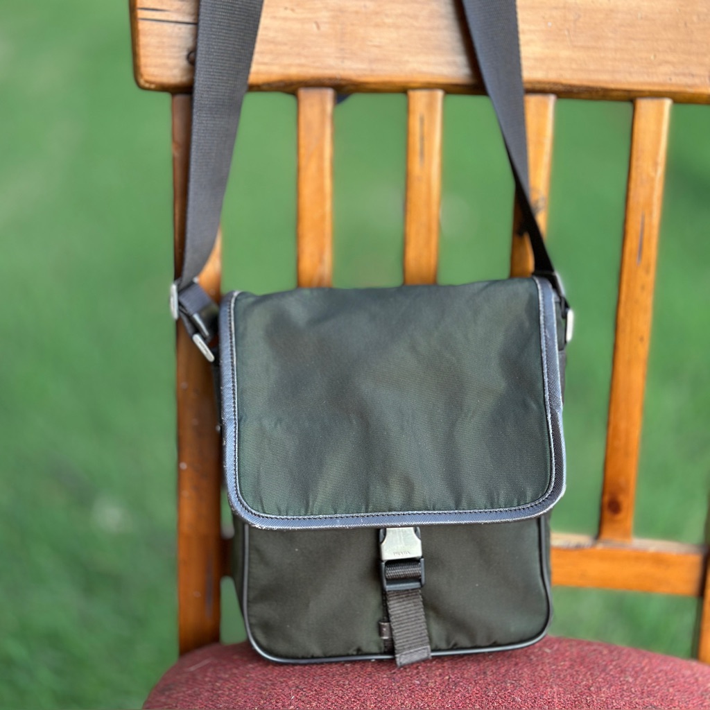 Pndingsale Authentic Prada Tessuto Nylon Saffiano Logo Messenger Bag.Color:Green
